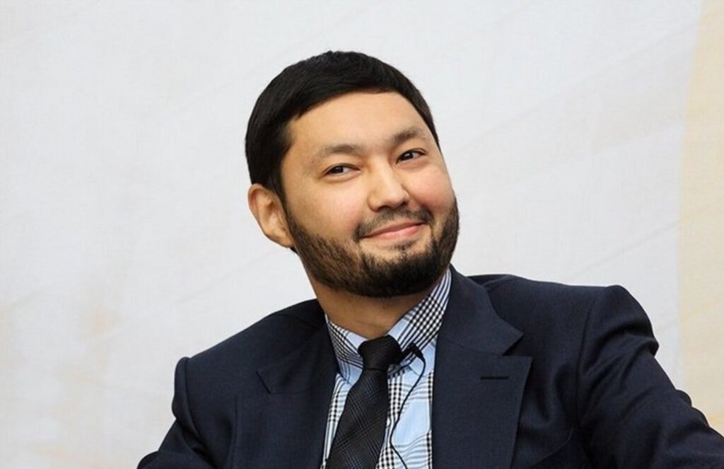 DEJAVU for Kenes Rakishev